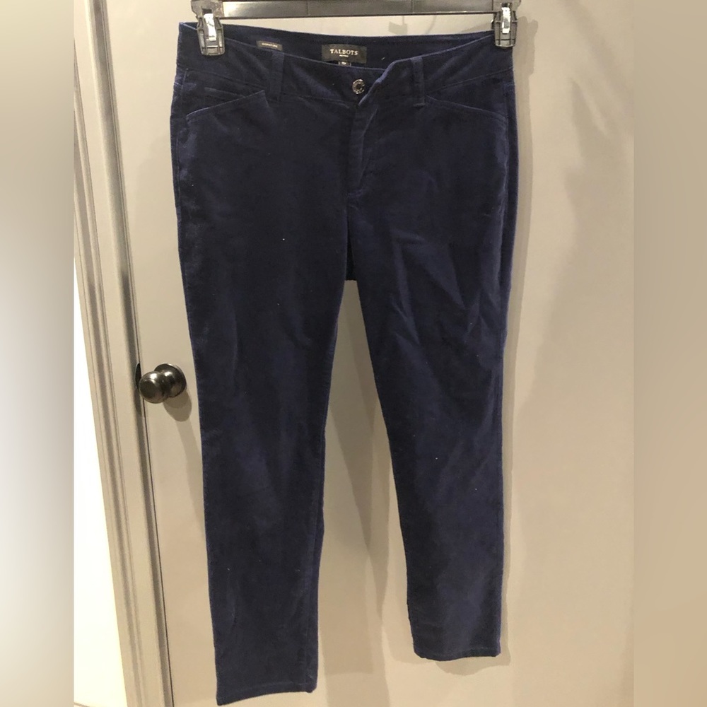 Talbots size 10p, navy felt signature pants.